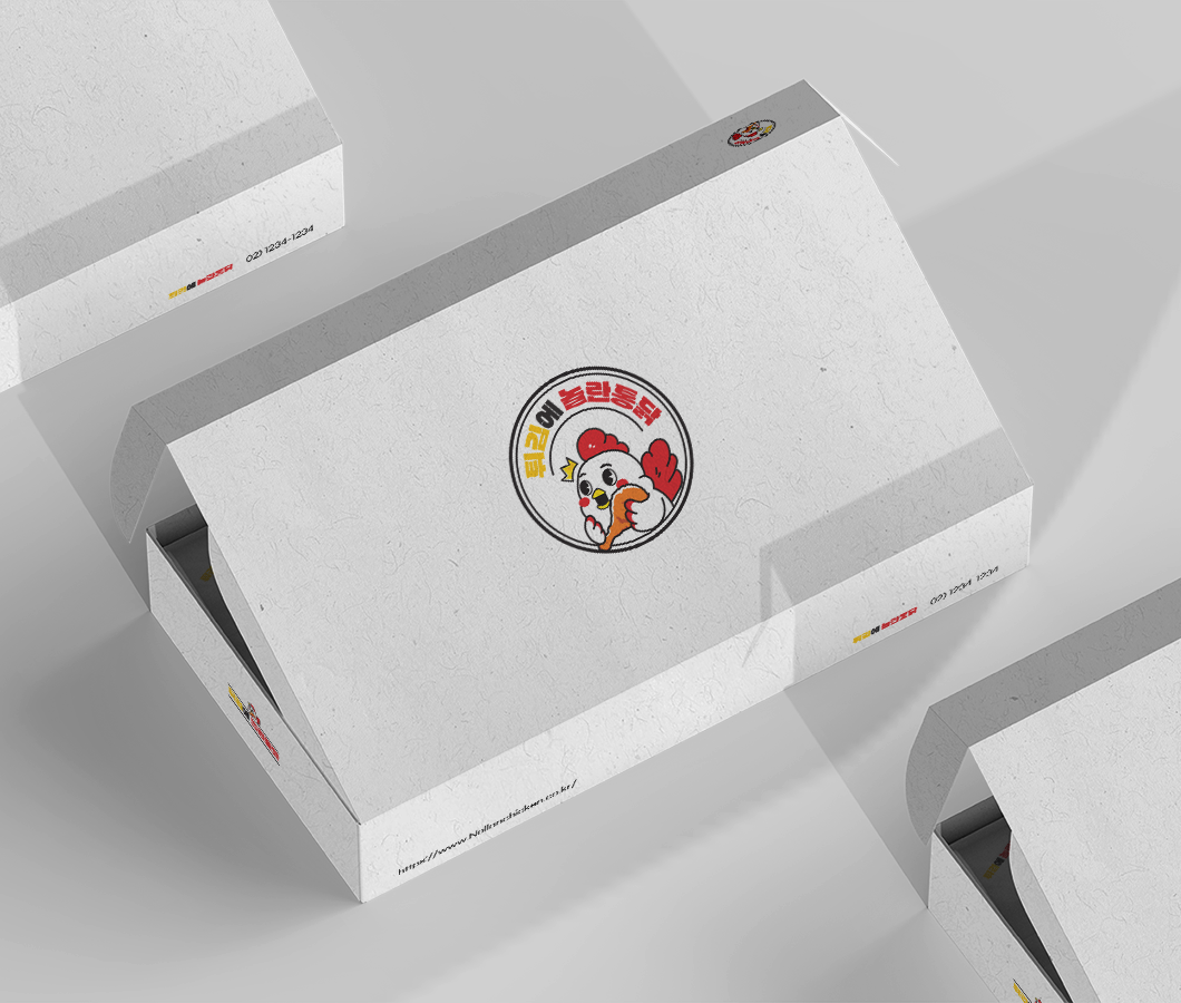 튀김에-놀란통닭-로고(앰블럼)-목업5.png